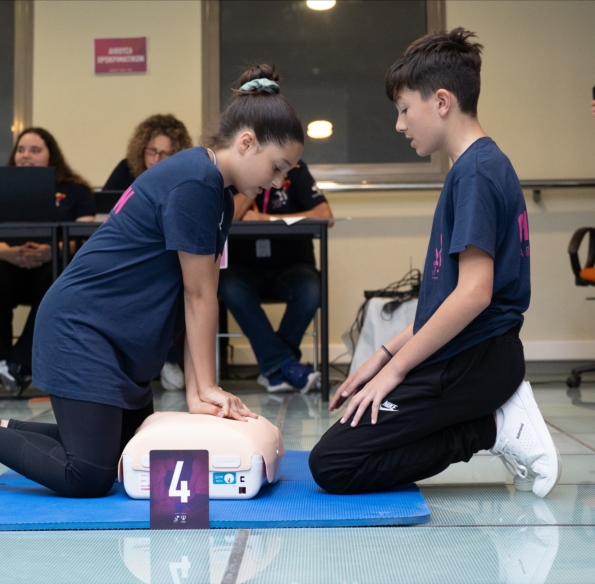 KIDS SAVE LIVES - Τα Παιδιά Σώζουν Ζωές