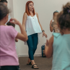 Η Αλίκη στη Χώρα των Θαυμάτων - Παίζουμε θέατρο;