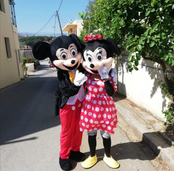 O Mickey και η  Minnie ζωντανεύουν